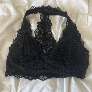 Hollister BLACK LACE BRALETTE